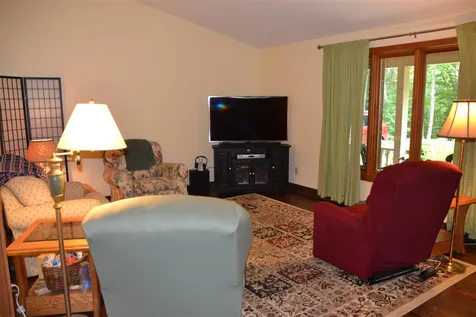 5 Loon Street Wolfeboro NH 03894