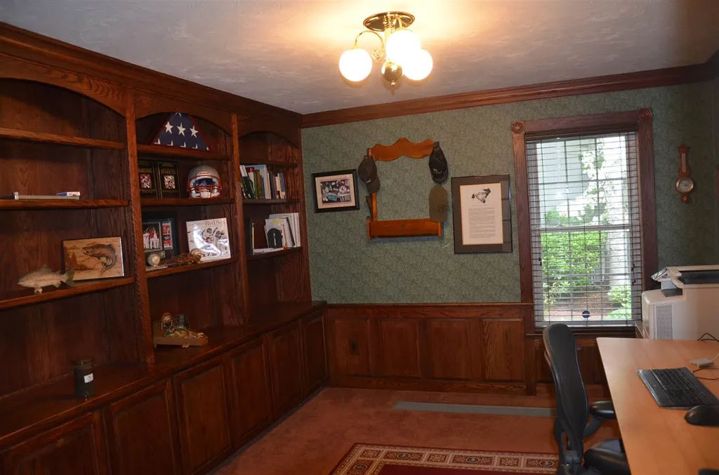 47 Lake Country Road Meredith NH 03253