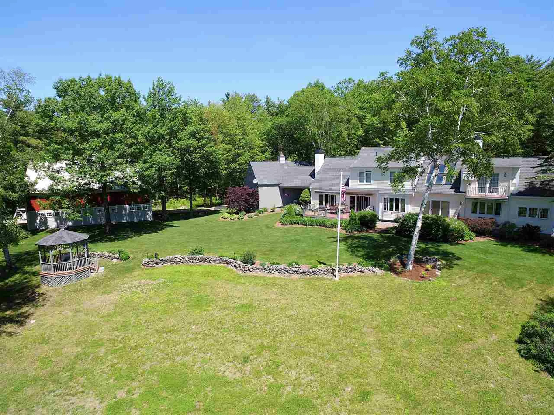 47 Lake Country Road Meredith NH 03253