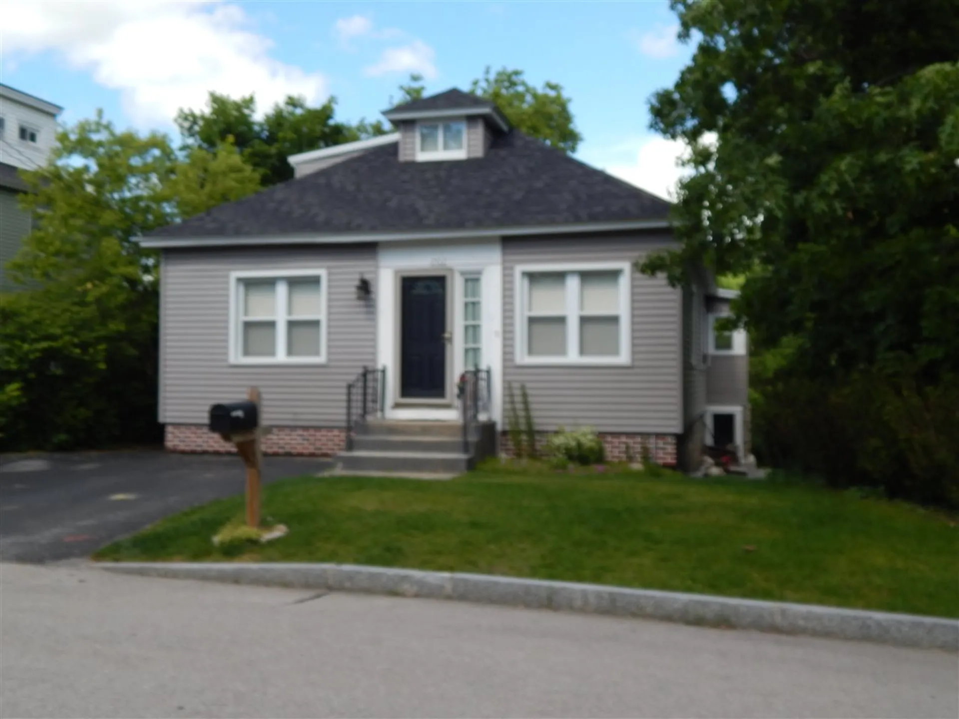 202 Peabody Avenue Manchester NH 03109