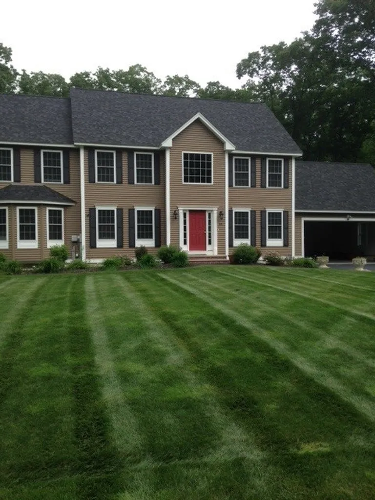 101 Frontier Drive Pelham NH 03076