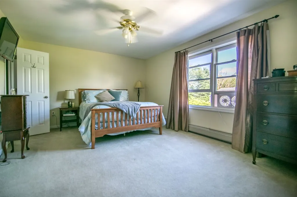 17 Craftsbury Court Essex VT 05452