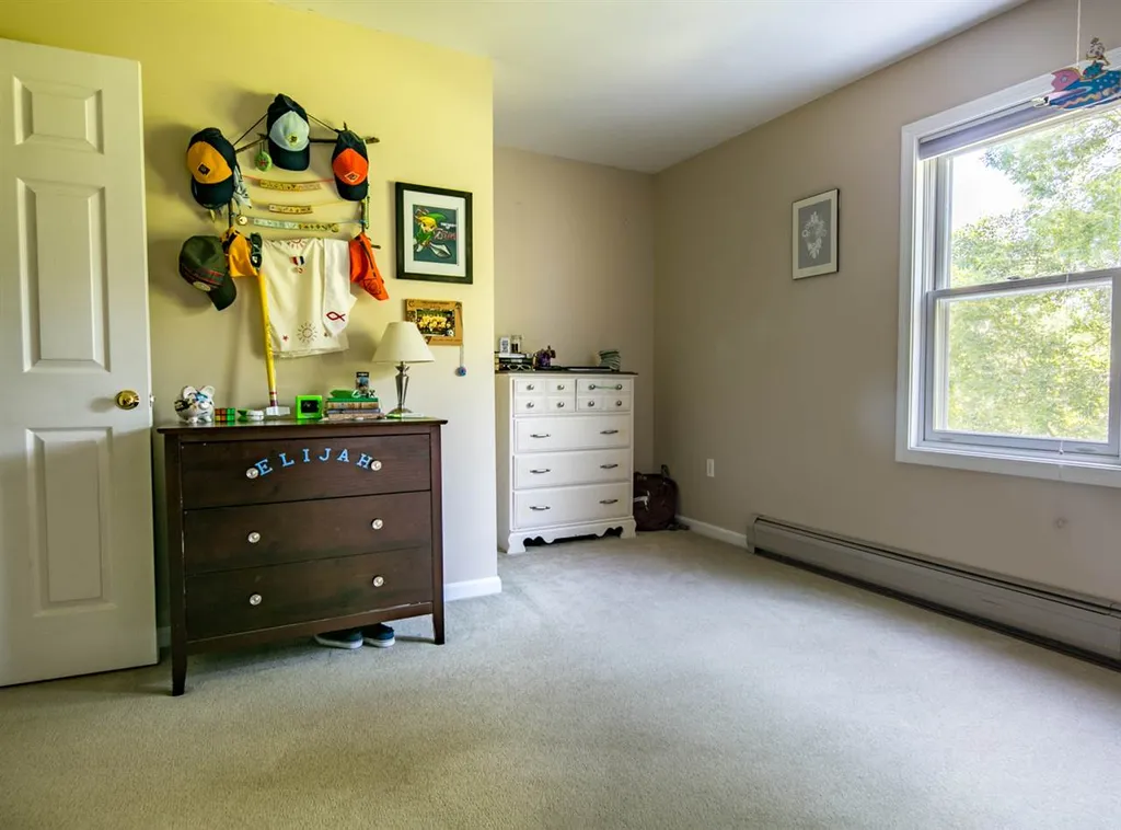 17 Craftsbury Court Essex VT 05452