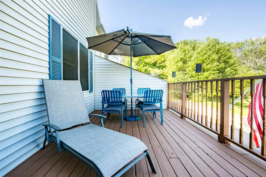 17 Craftsbury Court Essex VT 05452