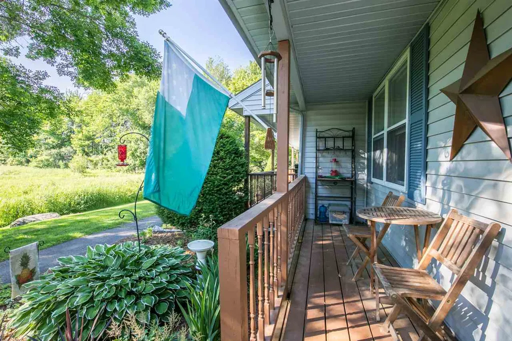 17 Craftsbury Court Essex VT 05452