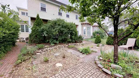 604 Pine Street Manchester NH 03104