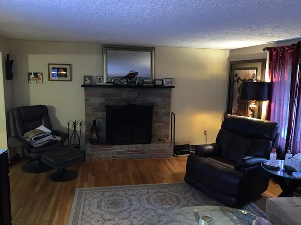 123 Old Derry Road Londonderry NH 03053