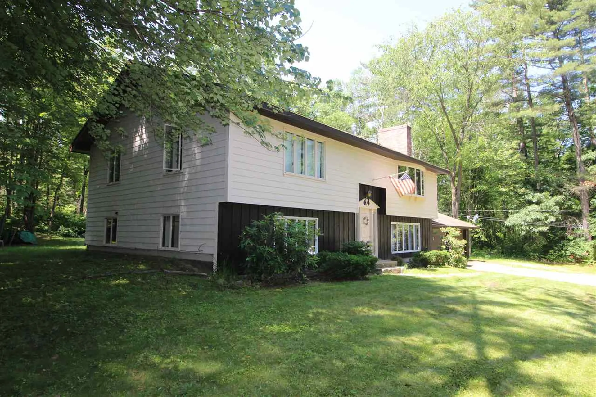 123 Old Derry Road Londonderry NH 03053
