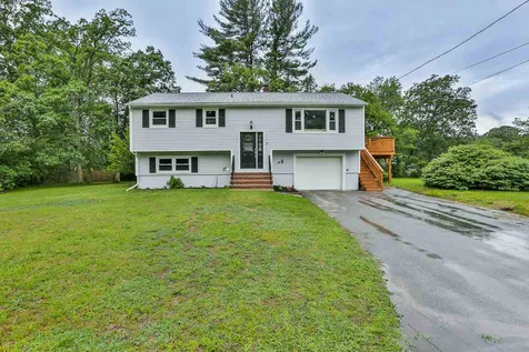 22 Shepard Avenue Salem NH 03079