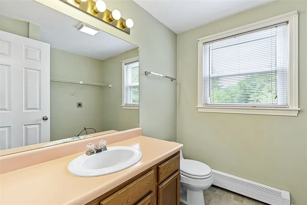 22 Beech Road South Berwick ME 03908
