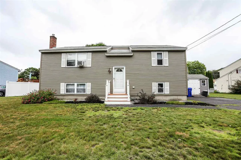 134 Charlotte Street Manchester NH 03103