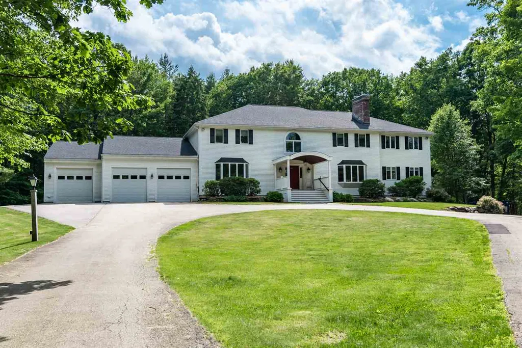 7 Cameron Drive Hollis NH 03049