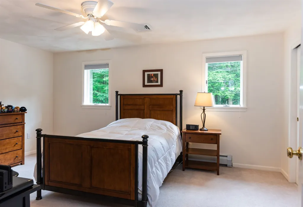 7 Cameron Drive Hollis NH 03049