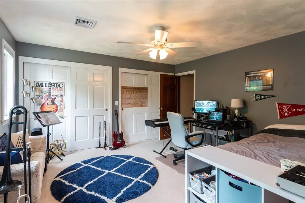7 Cameron Drive Hollis NH 03049