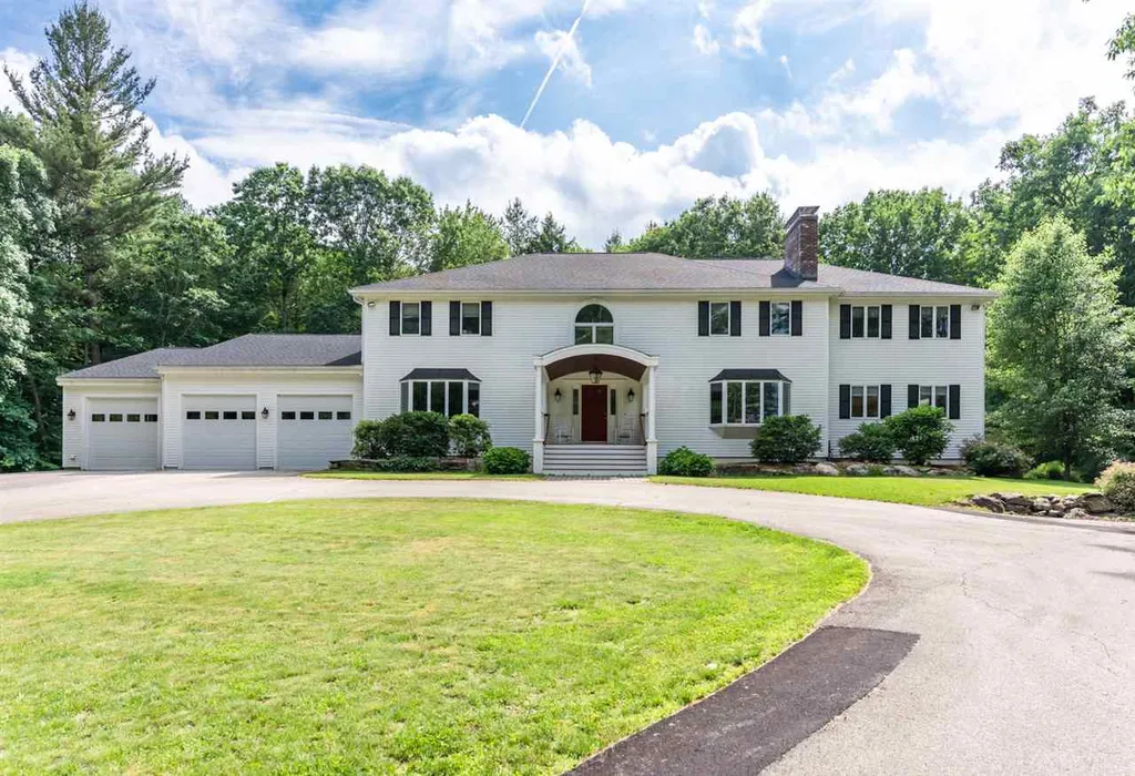 7 Cameron Drive Hollis NH 03049