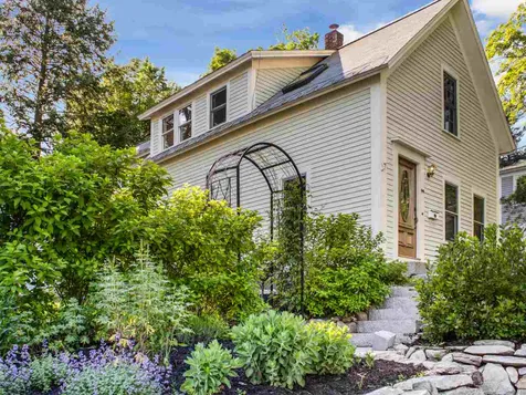 44 Highland Avenue Milford NH 03055