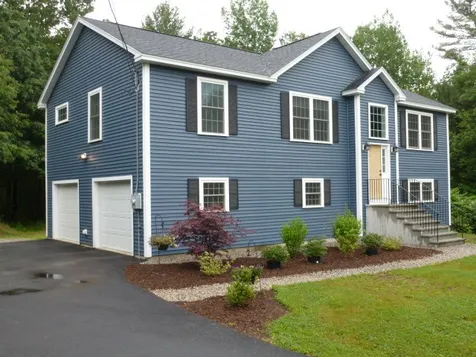 147a Brookdale Road Salem NH 03079