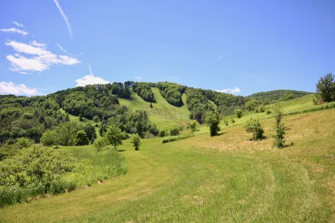 284 Hewitt Hill Road Pomfret VT 05053