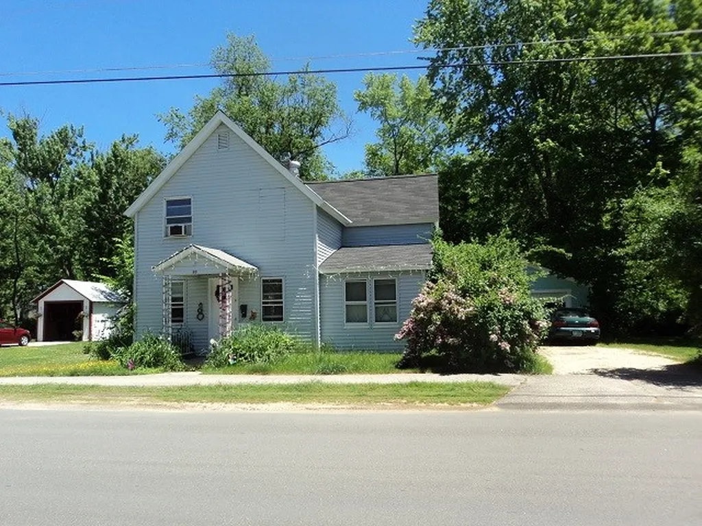 83 Wood Street Keene NH 03431