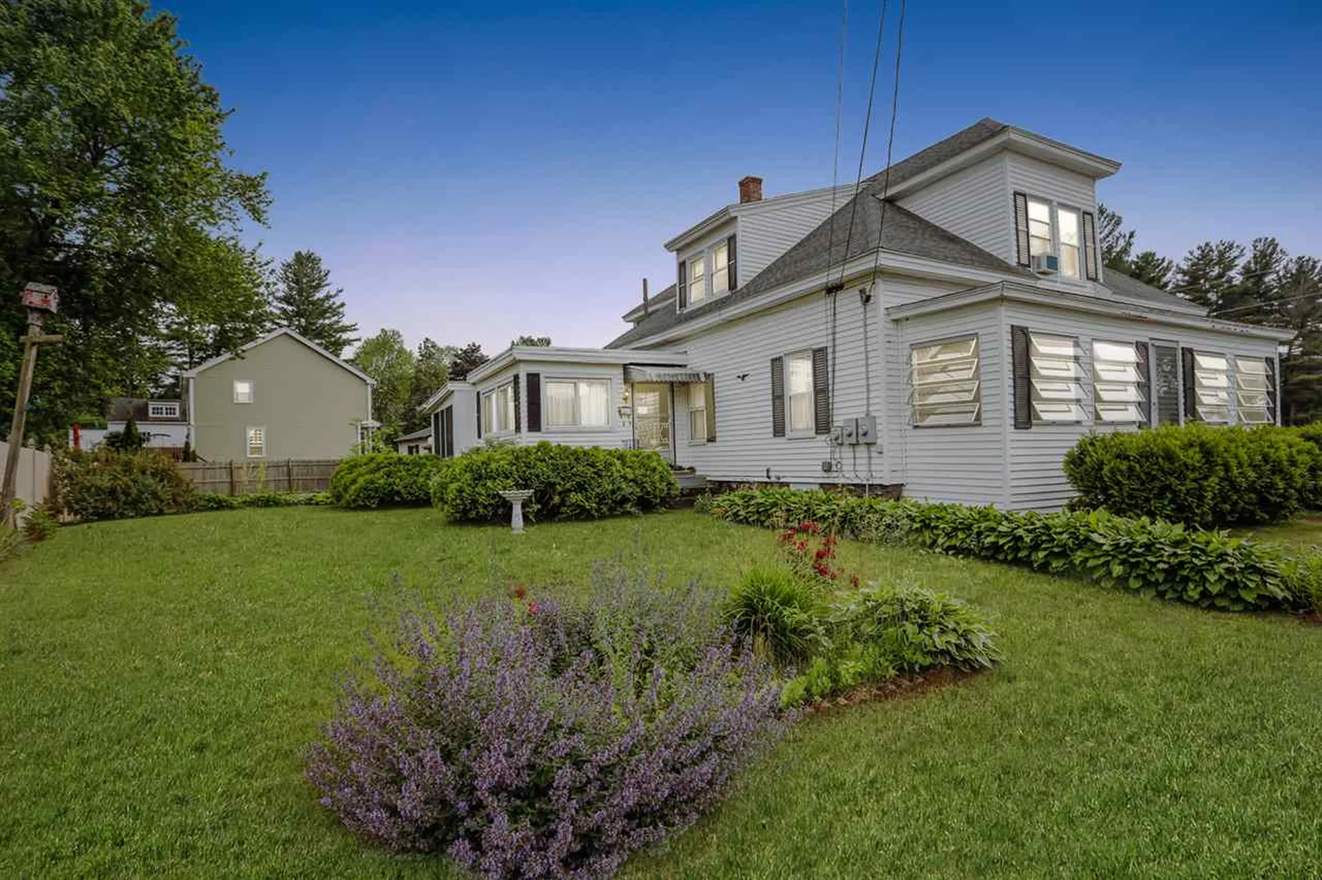 4 Field Street Nashua NH 03060