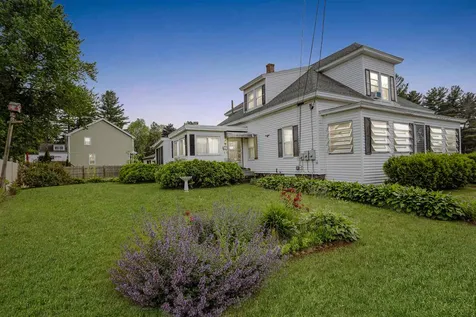 4 Field Street Nashua NH 03060