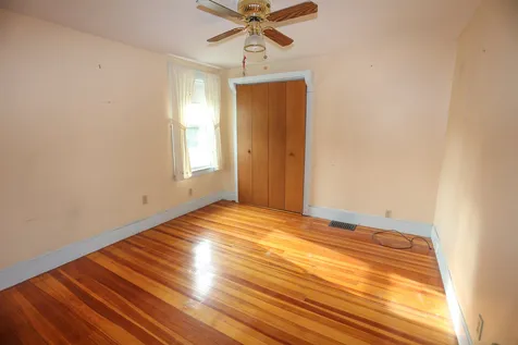 4 Field Street Nashua NH 03060