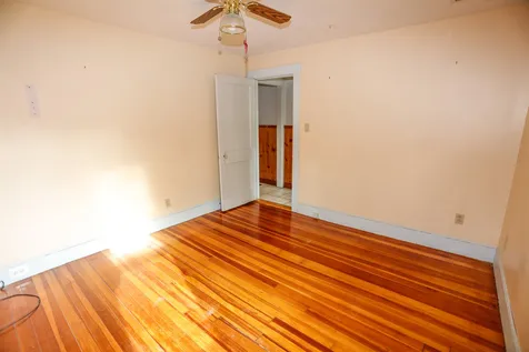 4 Field Street Nashua NH 03060