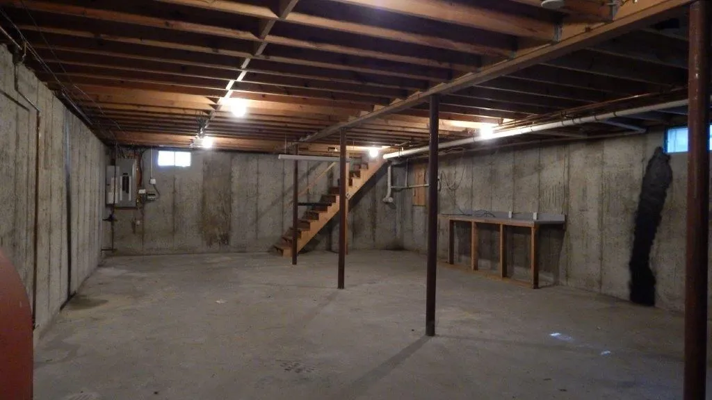 97 Woodard Avenue Winchester NH 03470