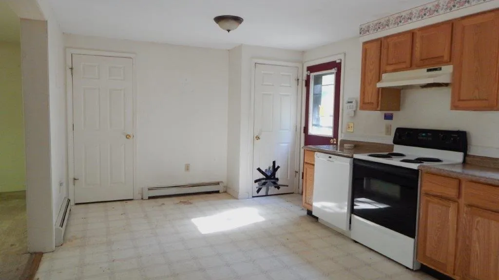 97 Woodard Avenue Winchester NH 03470