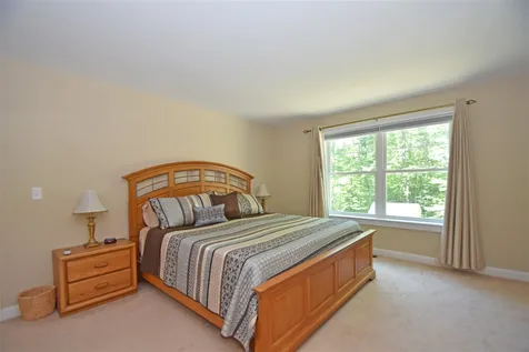 66 Breezy Way Barrington NH 03825
