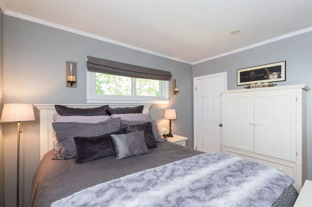 27 Fields Road Portsmouth NH 03801
