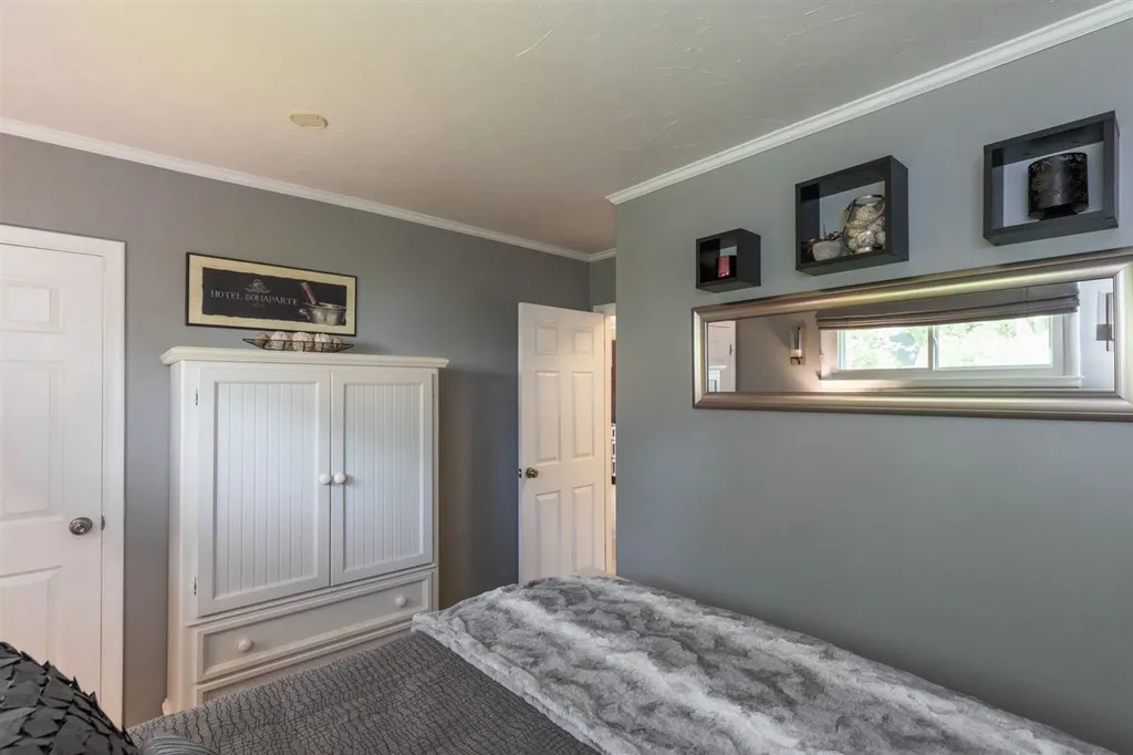 27 Fields Road Portsmouth NH 03801