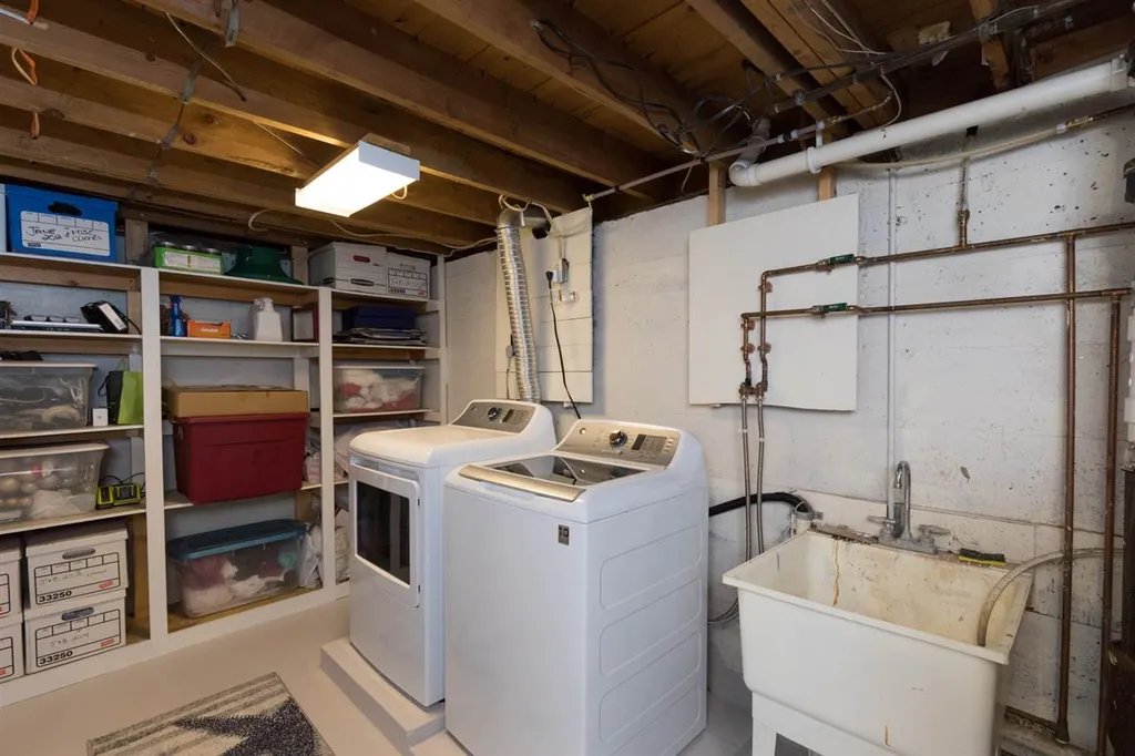 27 Fields Road Portsmouth NH 03801