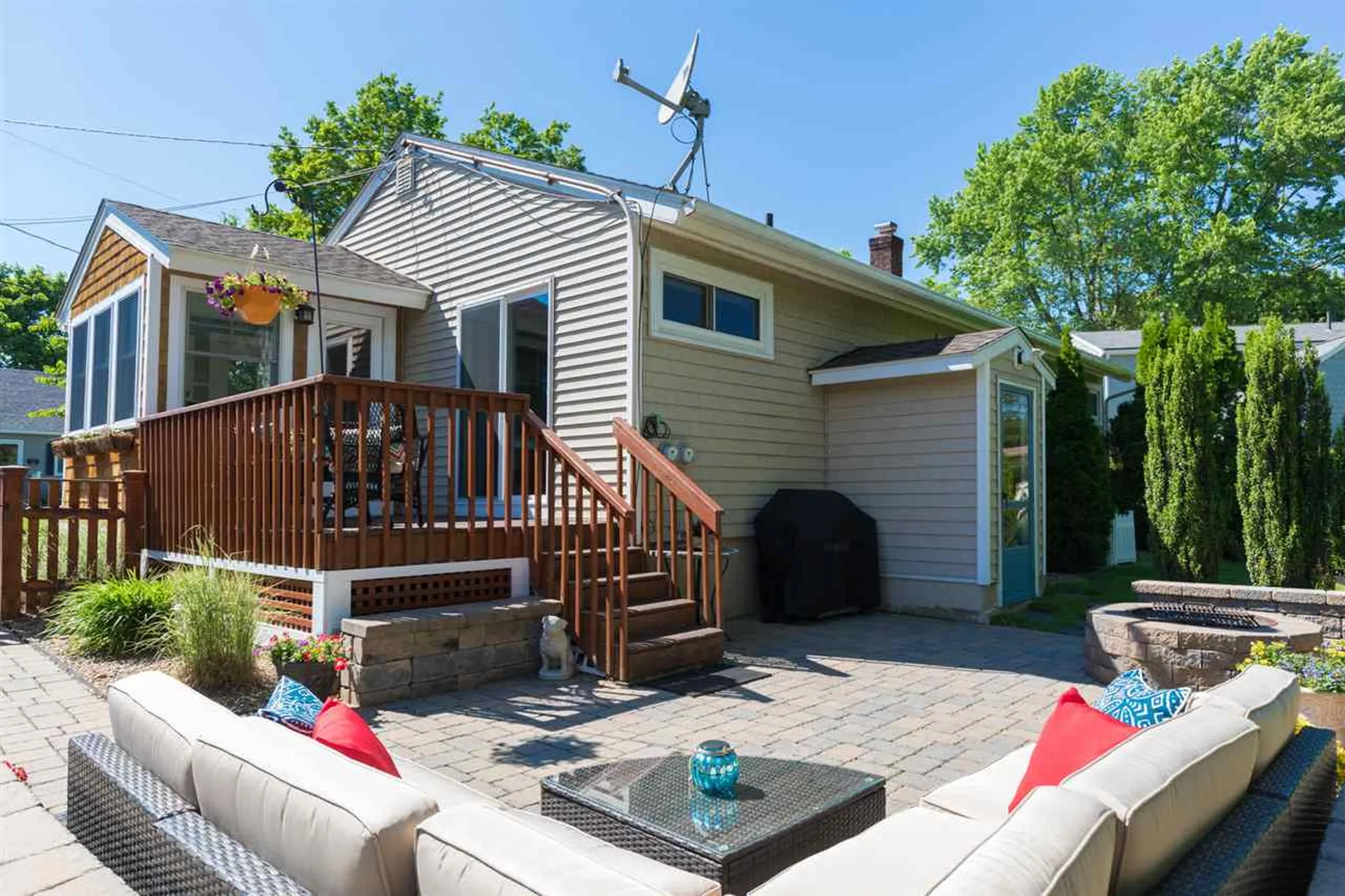 27 Fields Road Portsmouth NH 03801