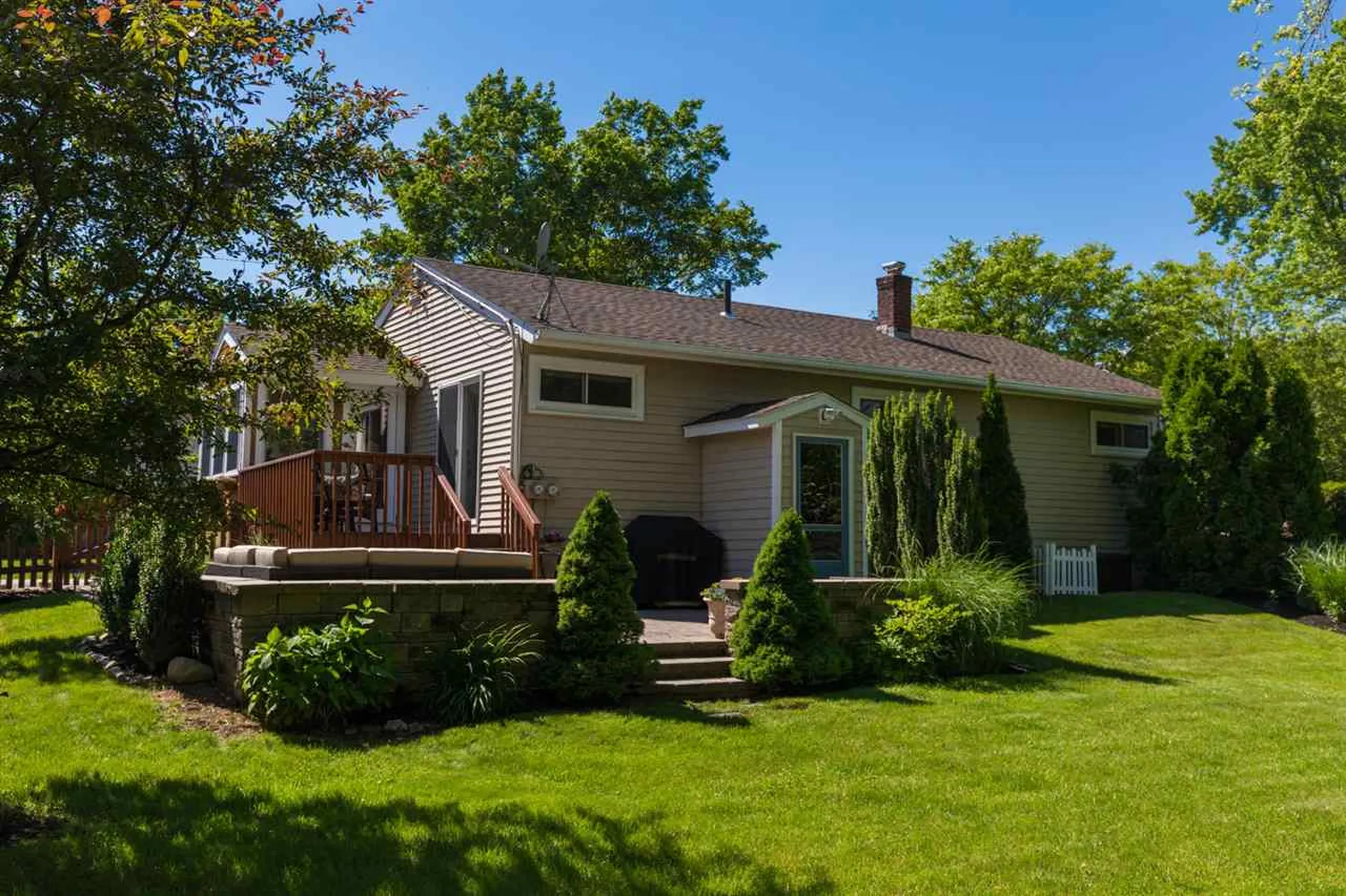 27 Fields Road Portsmouth NH 03801