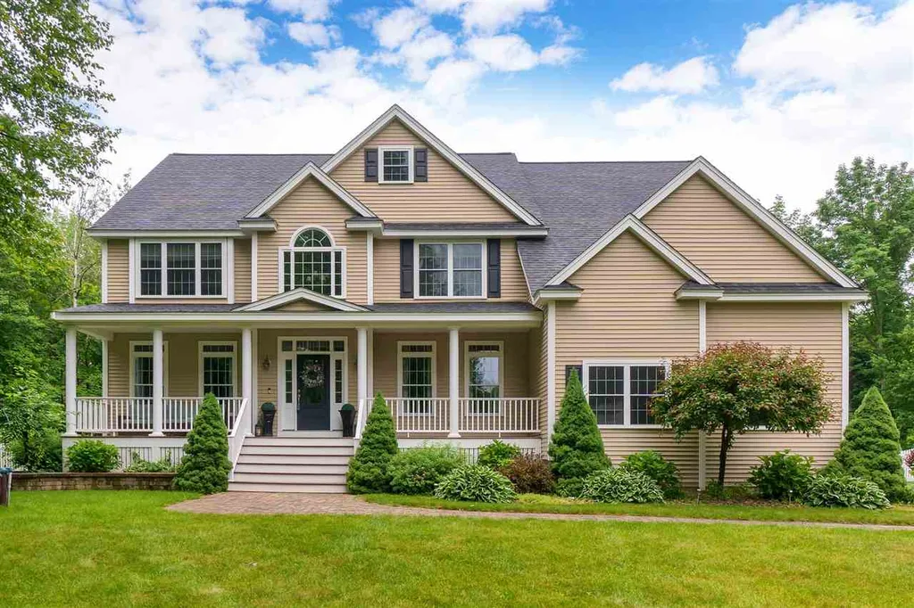68 Litchfield Circle Pelham NH 03076