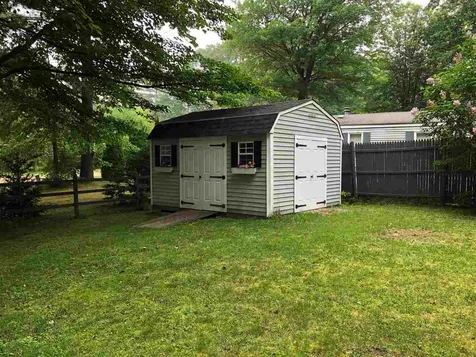 68 Goldfinch Road Barrington NH 03825