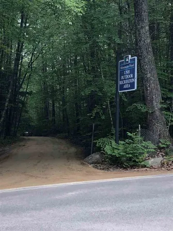 68 Goldfinch Road Barrington NH 03825