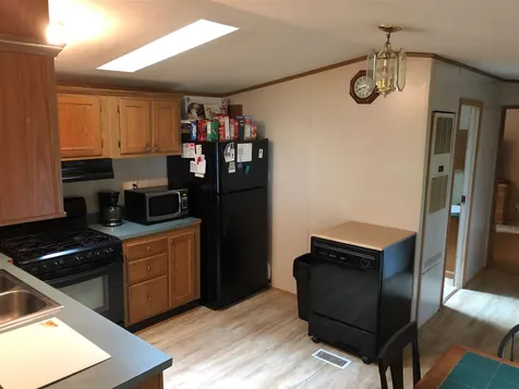 68 Goldfinch Road Barrington NH 03825