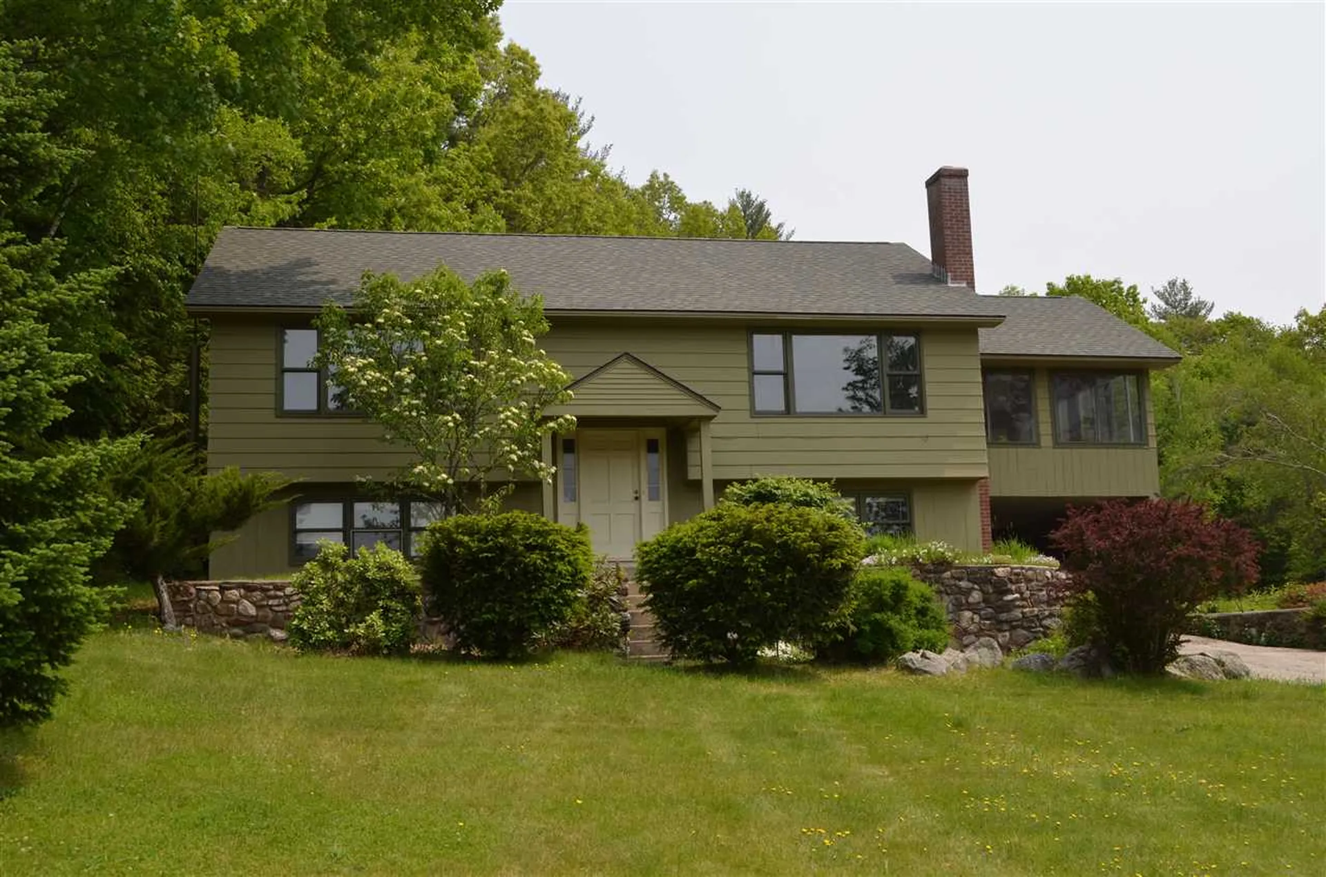 165 Normand Road Goffstown NH 03045