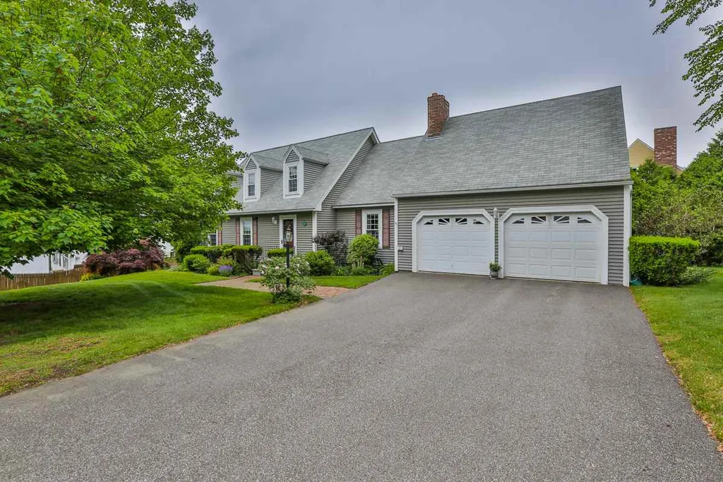 30 Ridge Road Manchester NH 03104