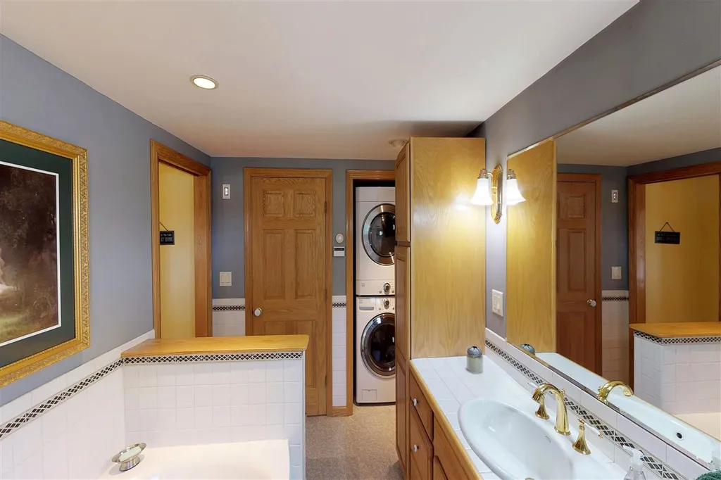 197 Ridge Road Farmington NH 03835