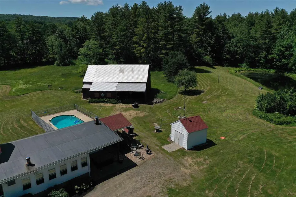 197 Ridge Road Farmington NH 03835