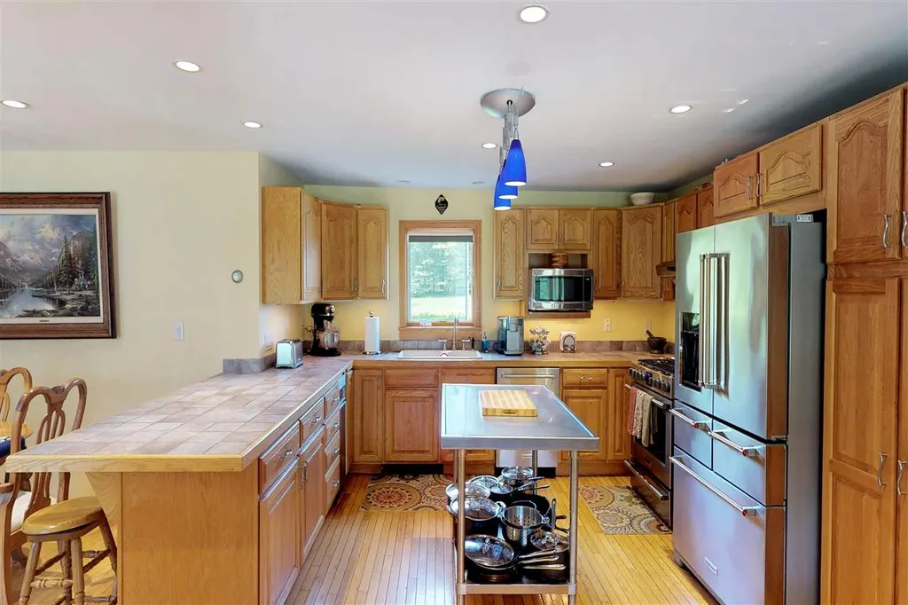 197 Ridge Road Farmington NH 03835