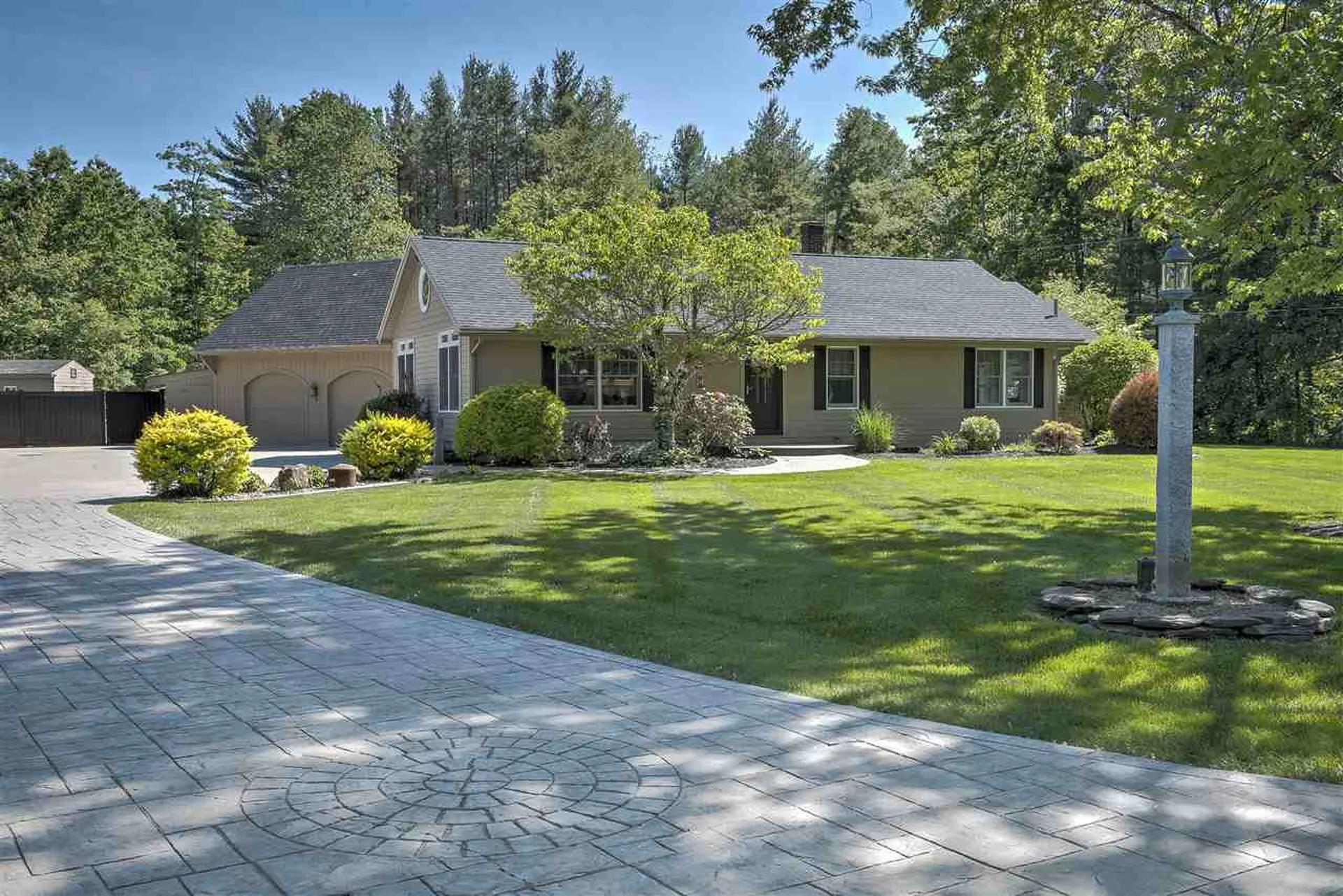 77 Greenwood Avenue Keene NH 03431