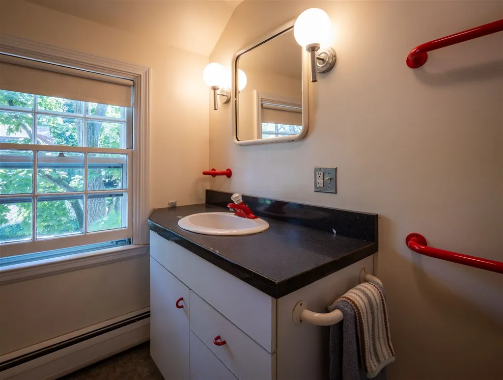 129 Robinson Parkway Burlington VT 05401