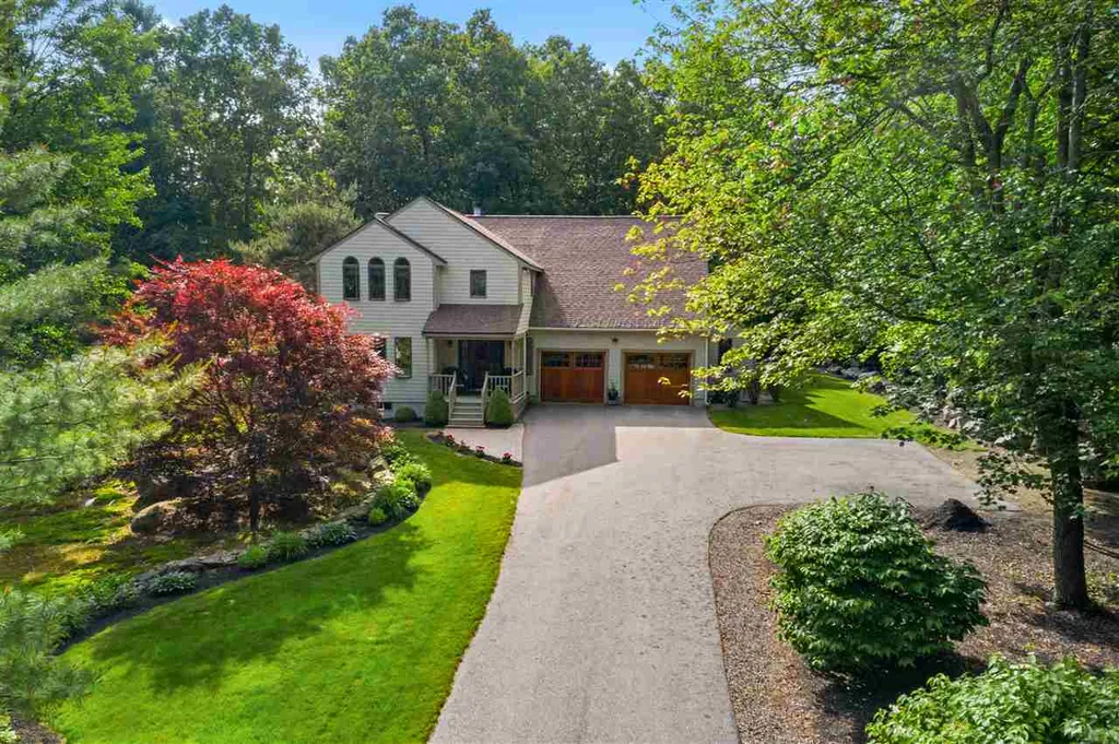 2 Highlander Drive North Hampton NH 03862