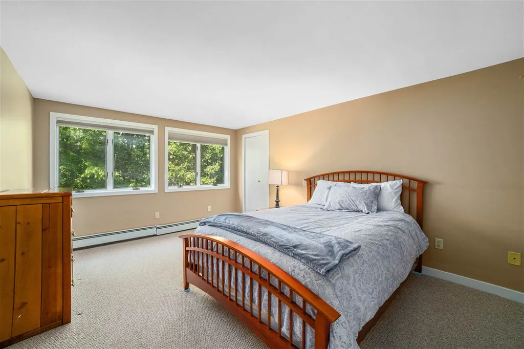2 Highlander Drive North Hampton NH 03862
