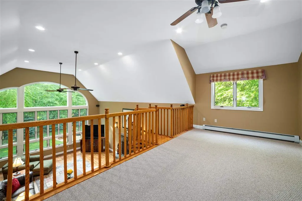 2 Highlander Drive North Hampton NH 03862