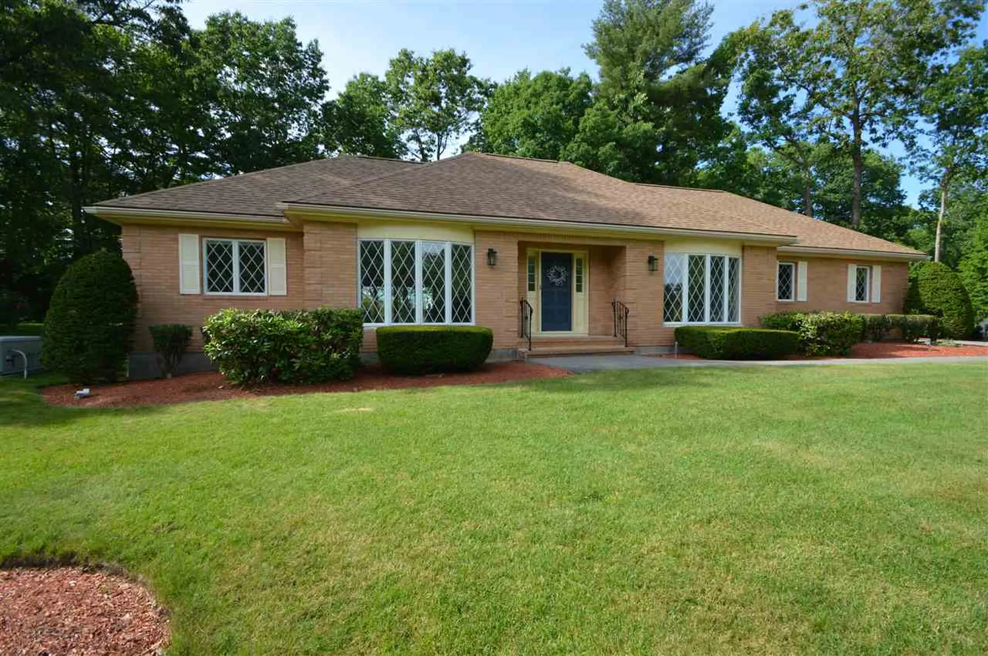 23 Woodmeadow Drive Salem NH 03079